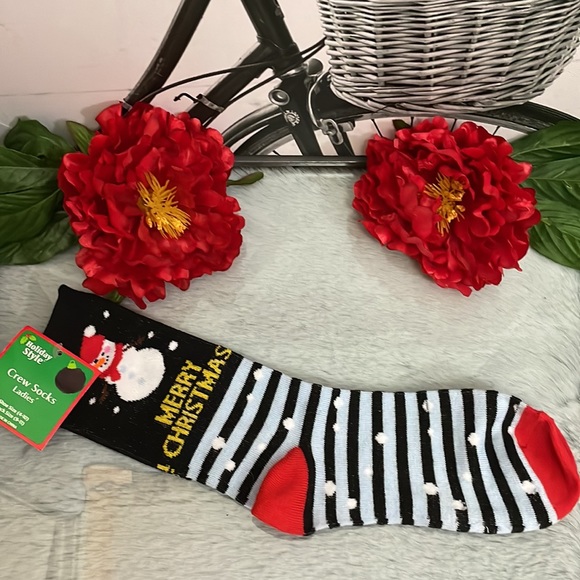 Merry Christmas Socks (1 pair) - Picture 2 of 4